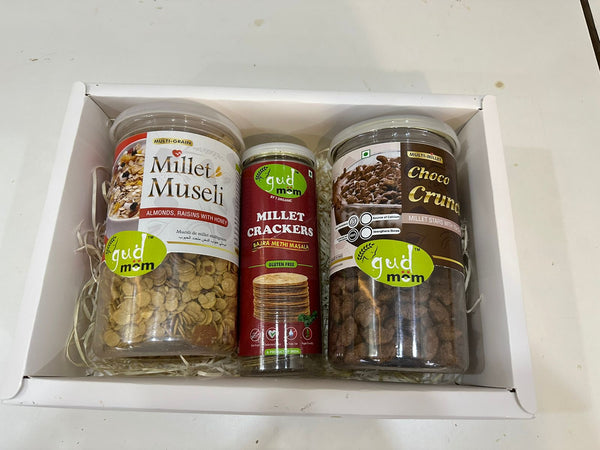 Healthy Gift Hamper  -Millet Muesli(300gm), Choco Crunch (100gm)& Bajra crackers(90gm)